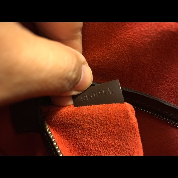 LV handbag - Picture 7 of 10